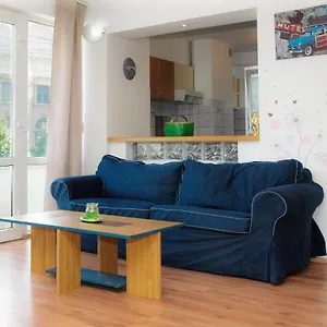 https://rosuites-apartment-accommodation.bucharesthotelsnow.com